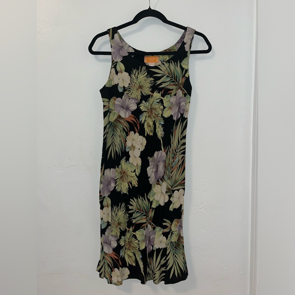 Floral Nani Hawai’i Dress Size Small